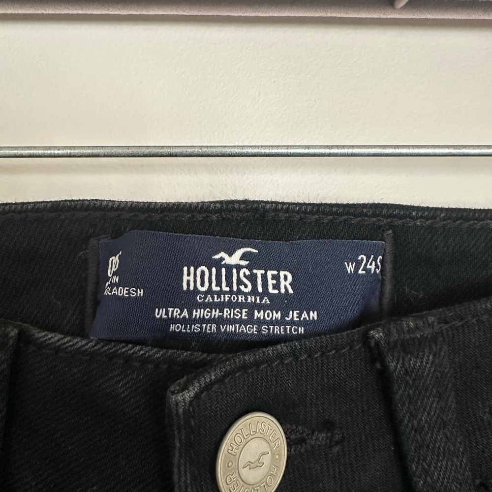Hollister Ultra High-Rise Mom Jean – 00S – EUC - Picture 4 of 8